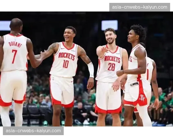 ESPN专家团预测：仅一人看好湖人晋级，火箭被普遍看好淘汰紫金军团